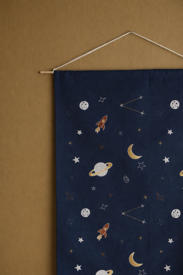 ASTRAL DAWN-Glow in the Dark Wand Canvas Dekor