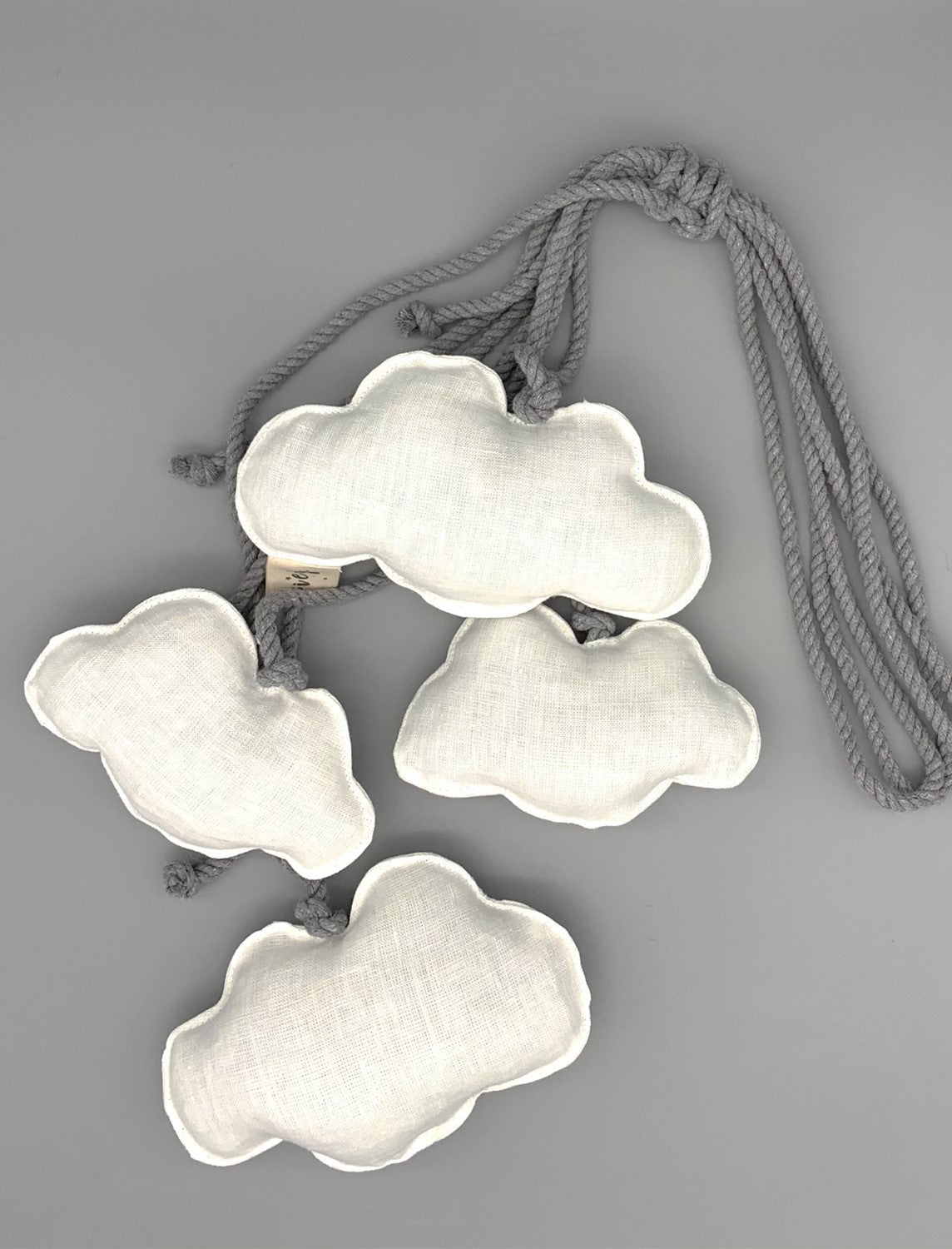 CLOUDS Curtain holder
